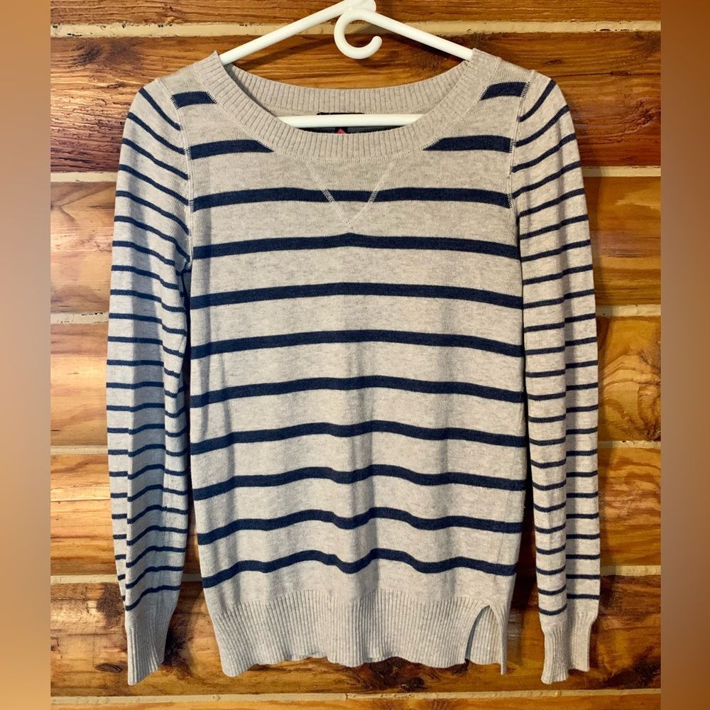 t/o Sweaters Lightweight Striped Blue and Beige Sweater Size Medium